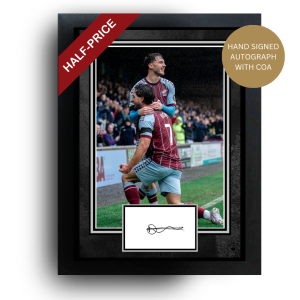 OFFICIAL DECLAN HOWE SIGNED SCUNTHORPE UNITED PHOTO | HALF PRICE