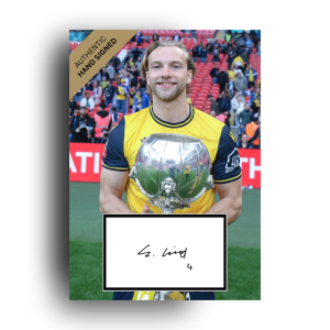 OFFICIAL GEORGE WIND SIGNED SOUTHEND PHOTO